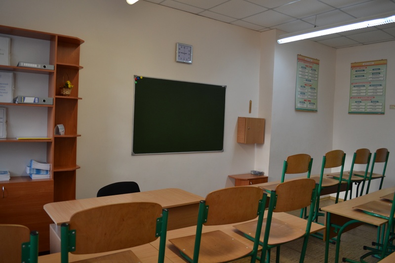 1 - кабінет української мови та літератури